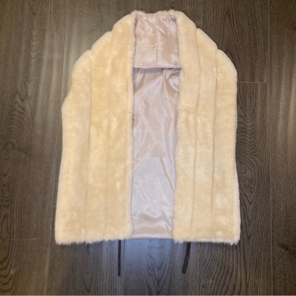 Light Brown Fur Vest - Picture 1 of 6